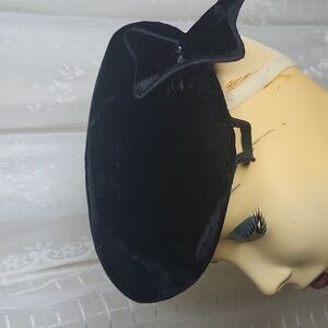 Vintage Midcentury 50's Black Velvet Fascinator Hat  With Bow and Rhinestones